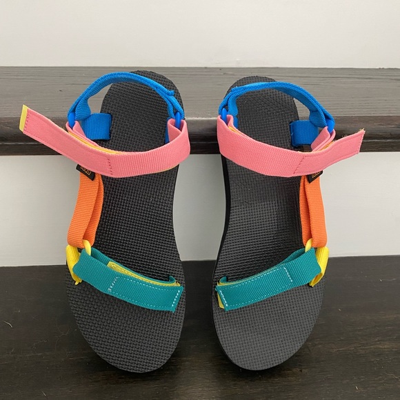 🌸NIB NWT🌸 TEVA Original Universal Sandal - Picture 1 of 4